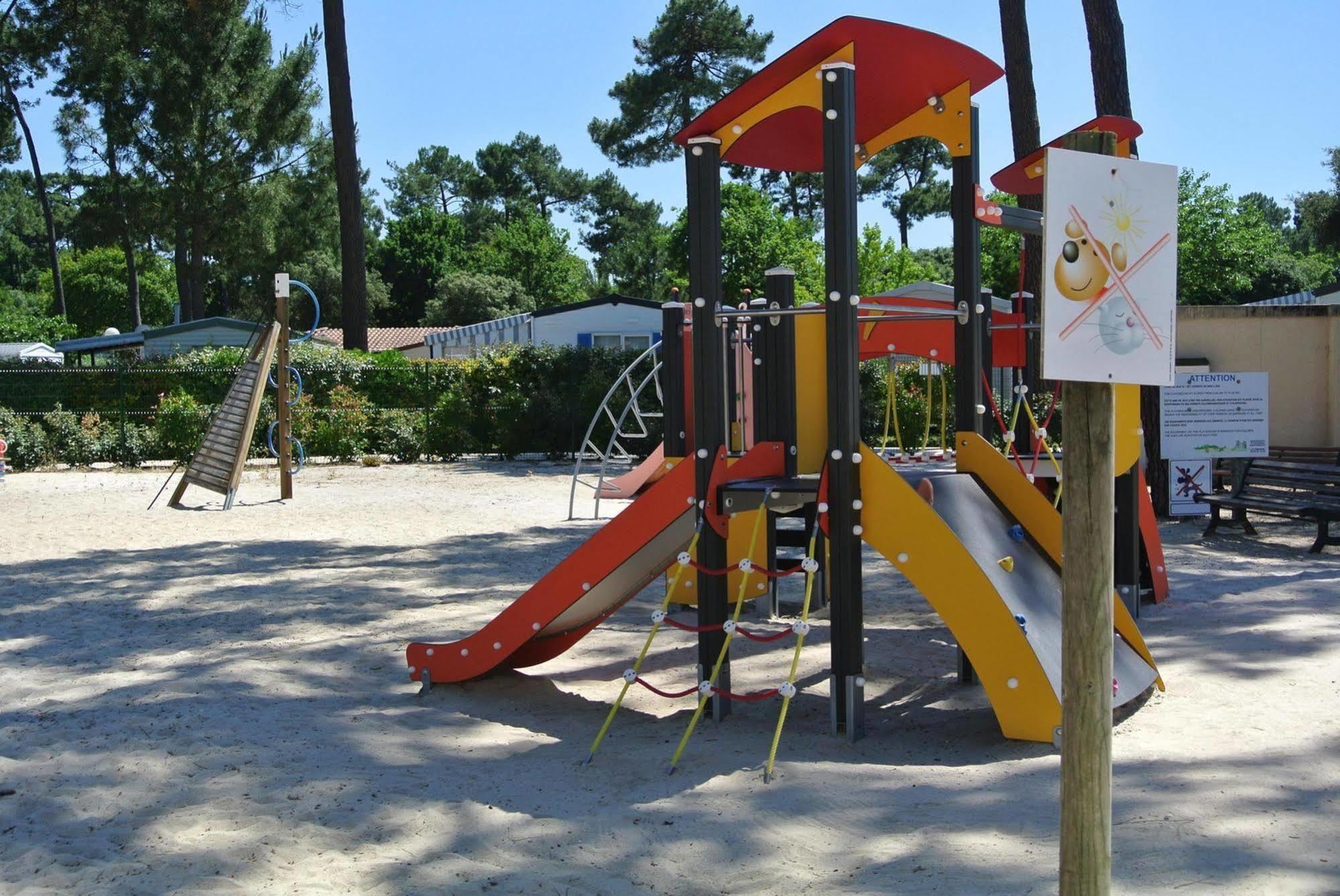 Camping Officiel Siblu La Pignade Ronce-les-Bains Kültér fotó